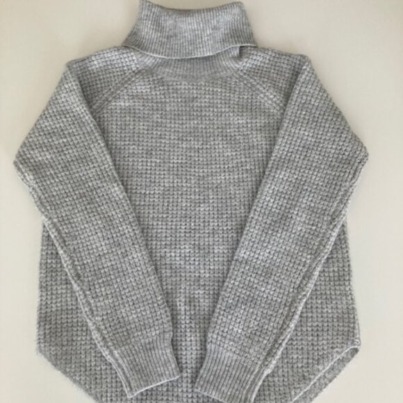 Kuhl Gray Turtleneck Sweater - Picture 1 of 3